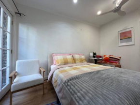 Convenient city studio, Sydney